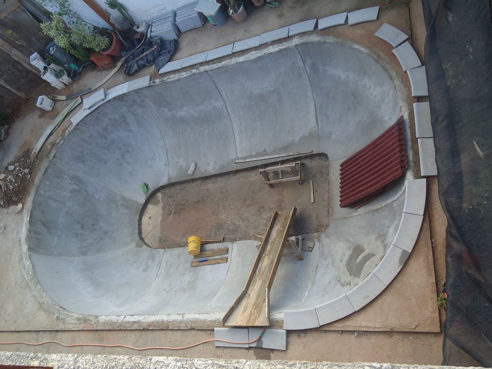 Camben Pool and Pub