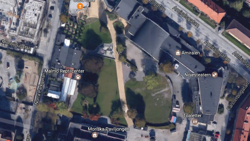 Flokets Park Mini Ramp Skatepark