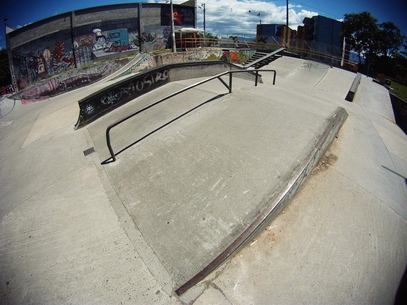 LA PIÑUELA Skatepark