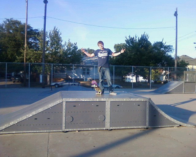 Lester Square Memorial Park Skatepark