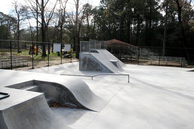 Lyons Skatepark