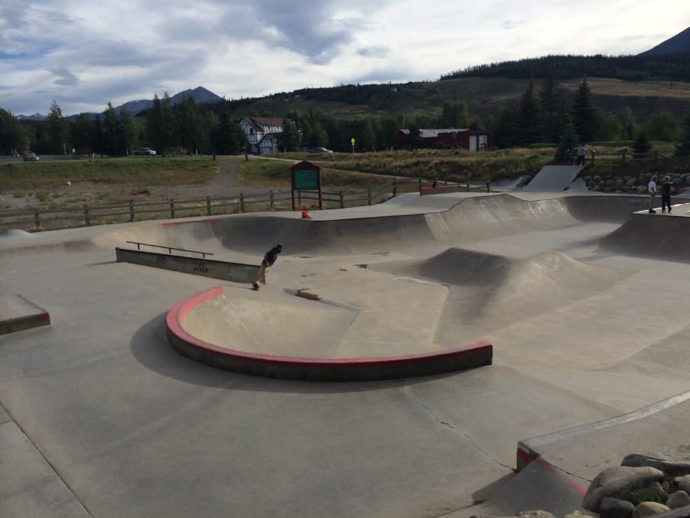 Rainbow Recreation Center Skatepark