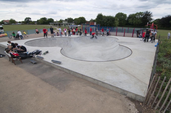 SKATEPARK BIGGIN HILL BOWL