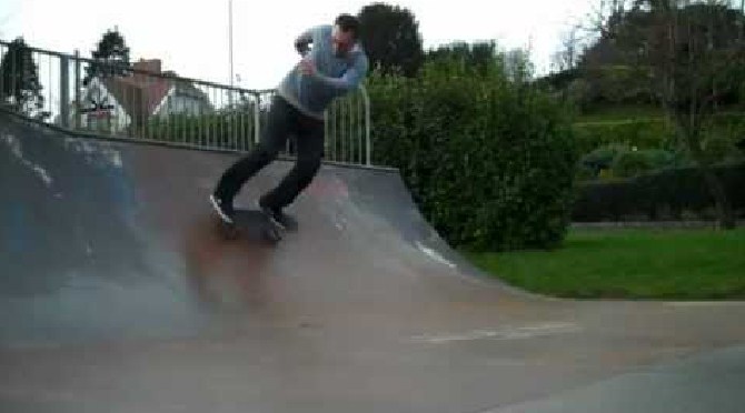 West Cross Mini Skatepark