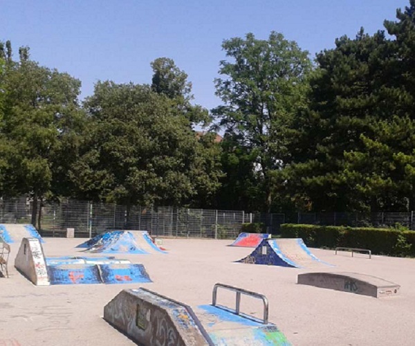 Wiener Strasse Skatepark