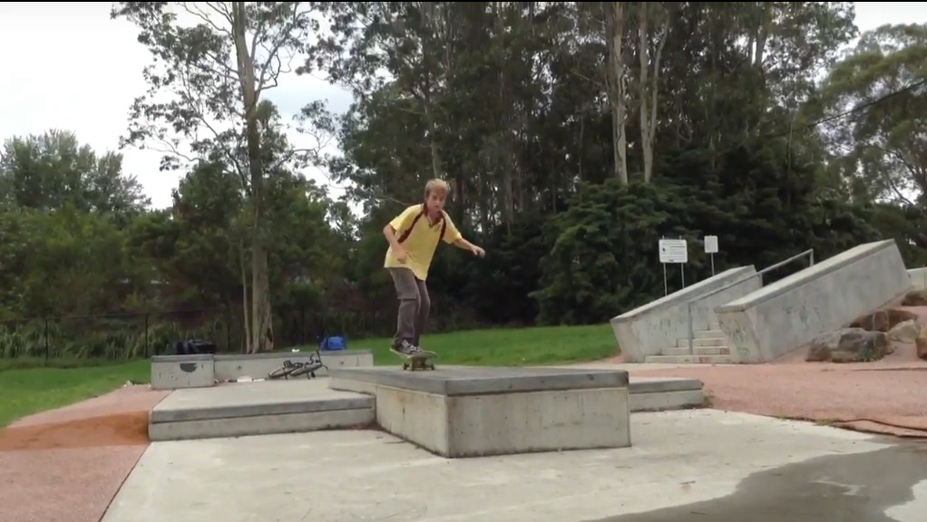 Winmalee Skate Plaza