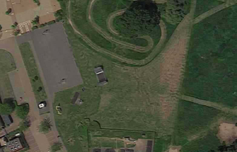 Woking Mini Ramp Skatepark