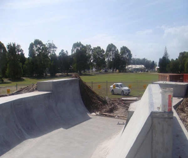 Woodgate Beach Mini Ramp Skatepark